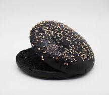 Булочка черная