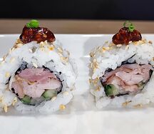 Ролл с копченой курицей