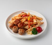Паста Пенне с овощами и постными фрикадельками