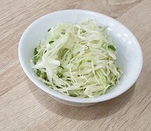 Салат из капусты и огурца