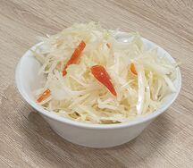 Салат из капусты и перца