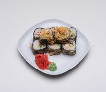 Горячий ролл с креветкой 