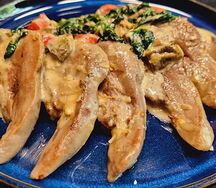 Бараньи язычки с лесными грибами