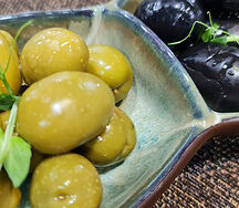 Маслины с оливками