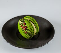 Макаронс фисташковый