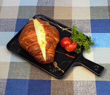 Круассан с сыром
