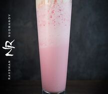 Клубничный милкшейк
