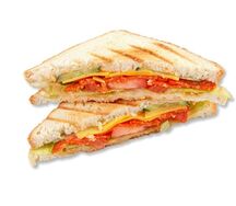 Сэндвич с пепперони