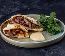 Татарская лепёшка с грудинкой телёнка 