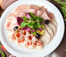 Ассорти мясное