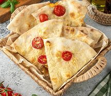 Focaccia с помидорами