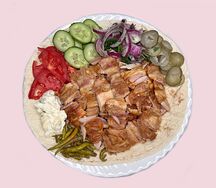 Донер в тарелке с курицей