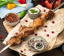 Шашлык из cвинoй шейки