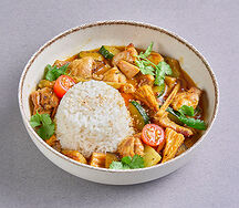 Курица в соусе кокосовый карри с рисом