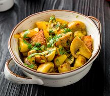 Картофель жареный с грибами