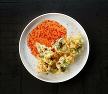 Темпура из брокколи в беконе