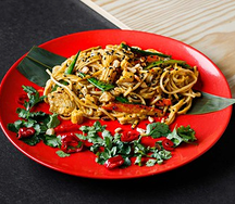 Лапша с курицей карри