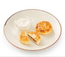 Сырники с яблочной начинкой