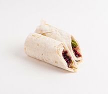 Сэндвич-ролл с курицей, коул слоу и соусом барбекю