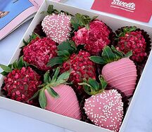 Клубника в шоколаде Pink S