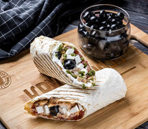 Шаверма греческая с песто