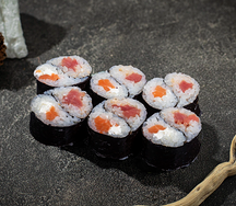 Ролл Инь-Ян с тунцом и лососем