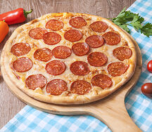 Пицца пепперони