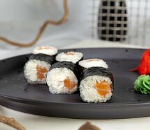 Сяке маки сливочный