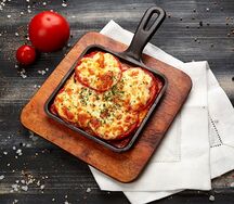 Запеченные баклажаны с моцареллой