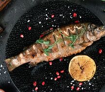 Форель жареная