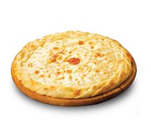 Осетинский пирог с копченой курицей и сыром