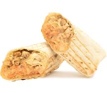 Шаурма с курицей и острым соусом
