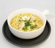 Суп-лапша с фермерским цыпленком