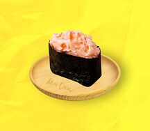 Острый гункан с крабом