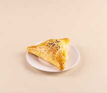 Самса с курицей и сыром