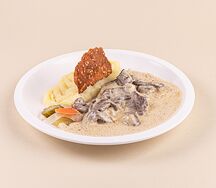 Бефстроганов с картофельным пюре