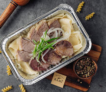 Бешбармак с говядиной и казы