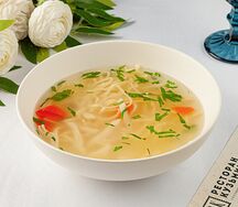 Куриный суп с лапшой