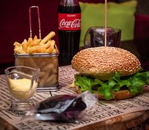 Биг бургер с мраморной говядиной