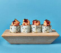 Бурейкоу с лососем и соусом терияки