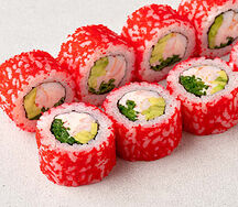 Ролл Калифорния с тигровой креветкой