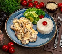 Медальоны из свинины с рисом