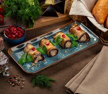 Рулетики из баклажанов