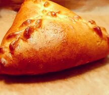 Пирожок с курицей