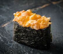 Гункан Креветки спайси