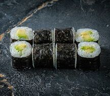 Ролл с авокадо