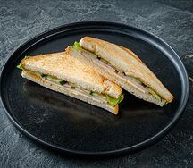 Сэндвич с ветчиной и сыром