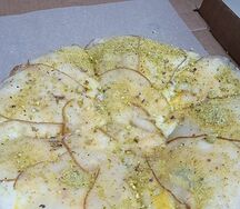 Пицца Груша и горгонзола