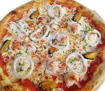 Пицца с морепродуктами