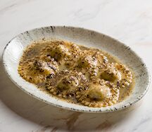 Равиоли с ветчиной и трюфелем